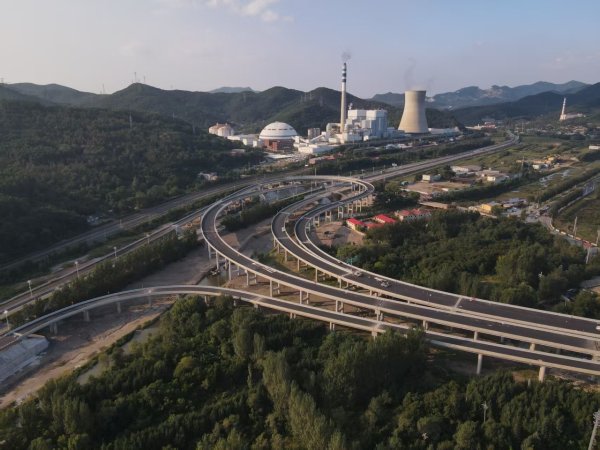 配资门户官方网站查询 本桓高速跨太子河大桥威宁互通枢纽提前通车