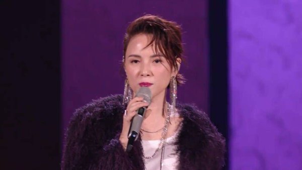 股票配资安全的平台 全开麦零失误！安崎李心洁这舞台凭啥封神？