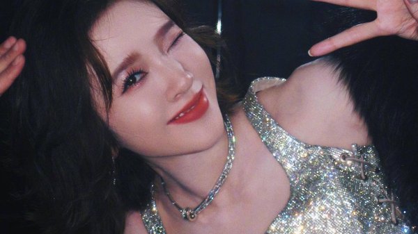 股票配资门户在线阅读 唐艺昕被嘲偷摸骂人？高情商回应圈粉：这两句本来就是骂人的！